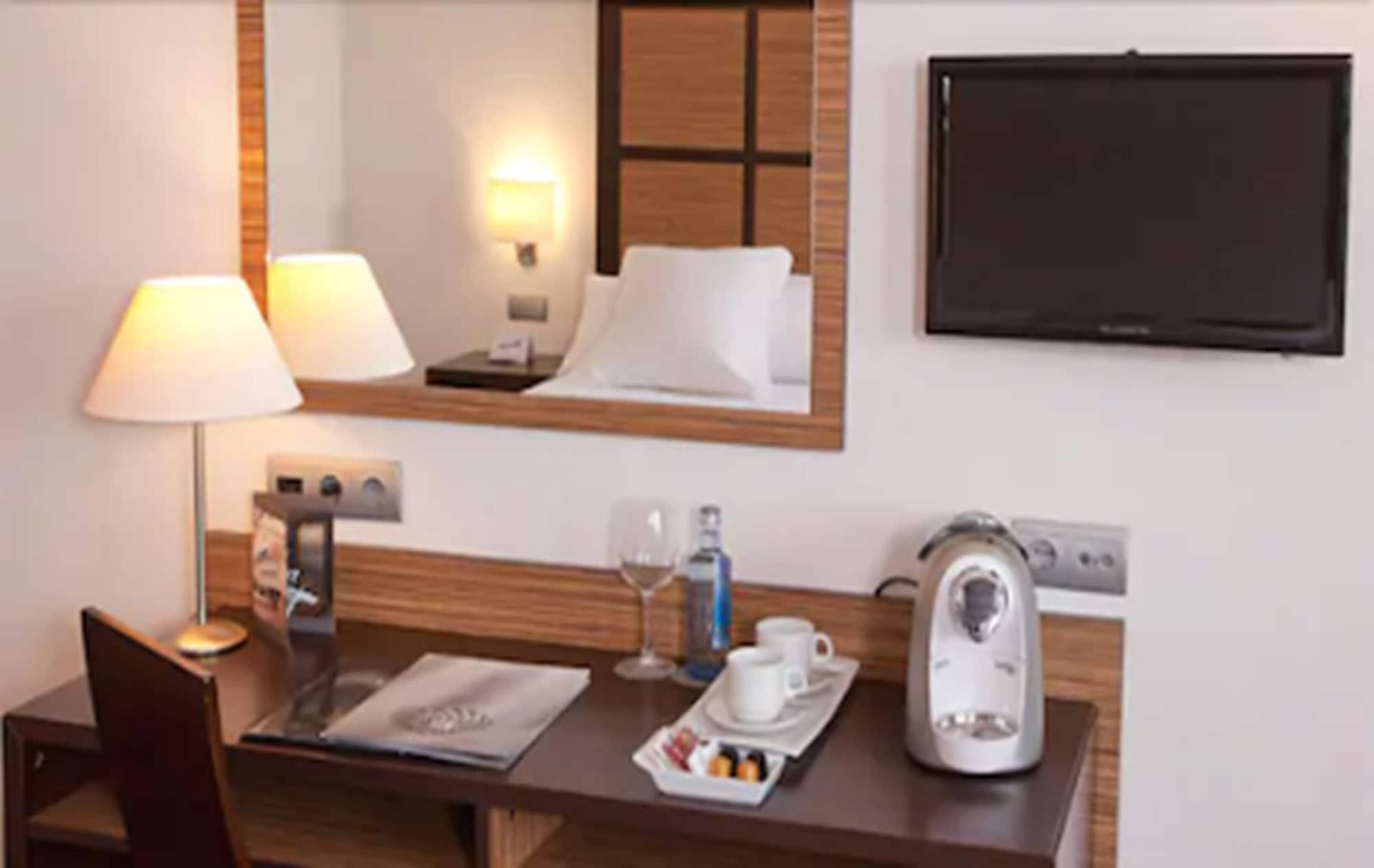 Aparthotel Attica21 As Galeras Bastiagueiro Dış mekan fotoğraf